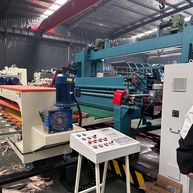 Maquinaria de pelado de chapa 8 pies Cara automática china Spindle Fusillo de chapa